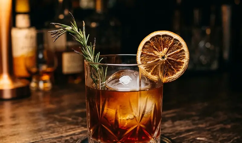 Cold Brew Elixiere: Innovative Kaltgetränke-Kreationen