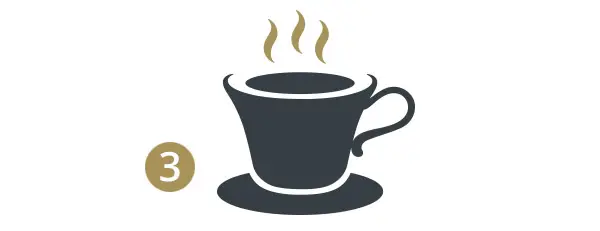 Frisch aufgebrühter Kaffee in einer Kaffeetasse